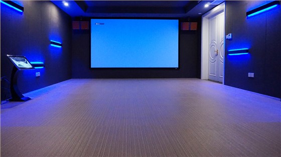 科技风家庭影院