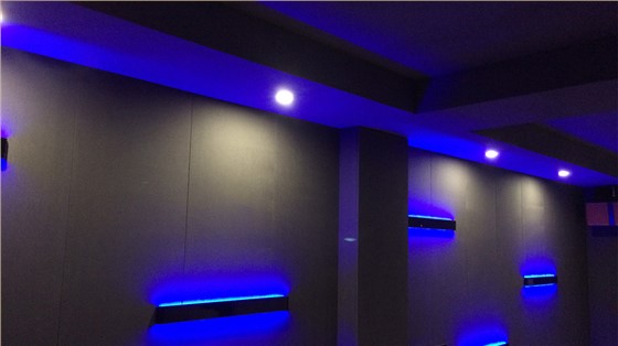 科技风家庭影院