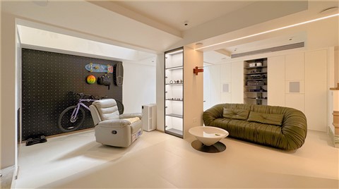 地下室唱K卧室追剧太会玩 地下室唱K卧室追剧太会玩