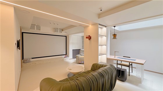 一个家,两种玩法 一个家,两种玩法