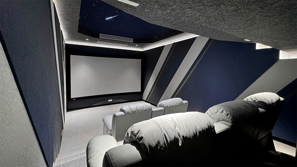 穿越星际的&ldquo;魔法窗口&rdquo;IMAX 3D杜比全景声影院 | 让万象星河，尽显本色